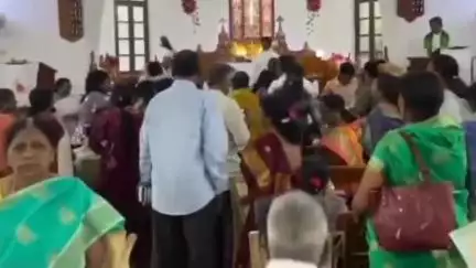 నరసాపురం: లూధరన్ చర్చిలో పాస్టర్ల మధ్య ఆదిపత్య పోరులో సభ్యుల మధ్య ఘర్షణ, జుట్టు పట్టుకుని కొట్టుకున్న మహిళలు
