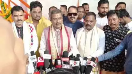 ଜୟପୁର: କେନ୍ଦ୍ରୀୟ ବିଦ୍ୟାଳୟର ଉଦଘାଟନ ଅବସରରେ ବିକ୍ରମ ଦେବ ବିଶ୍ଵବିଦ୍ୟାଳୟ ସମାବେଶରେ କେନ୍ଦ୍ର ଶିକ୍ଷା ମନ୍ତ୍ରୀଙ୍କ ପ୍ରତିକ୍ରିୟା