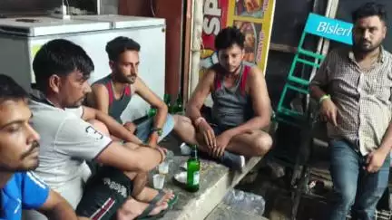 रेवाड़ी: जिले में सार्वजनिक स्थान पर शराब के नशे में हुड़दंग मचाने के आरोप में 6 लोग गिरफ्तार
