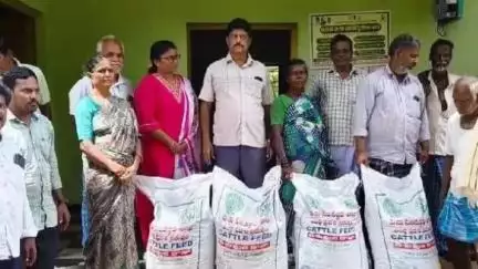 గంగాధర నెల్లూరు: పాలసముద్రం మండల కేంద్రంలోని పాడి రైతులు సబ్సిడీ పశువుల దాణా సద్వినియోగం చేసుకోవాలి: పశుసంవర్ధక శాఖ వైద్యులు అనీల