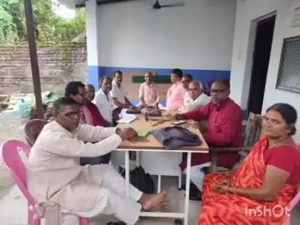 दाउदनगर: भखरुआं पटना रोड स्थित भाकपा माले कार्यालय में जिला कमेटी की बैठक हुई, जिला सचिव रहे मौजूद, कई बिंदुओं पर चर्चा