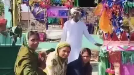 सोनबरसा: फतेहपुर और अरसी गांव में हिन्दू परिवार चार पीढ़ियों से मना रहे हैं मोहर्रम, निकाला जुलूस