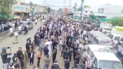अकोला: अकोट फाईल येथे शिया मुस्लिम इस्लामिक धर्माची महत्वाची शिकवण व करबाला आठवण करून मोहरम केला साजरा