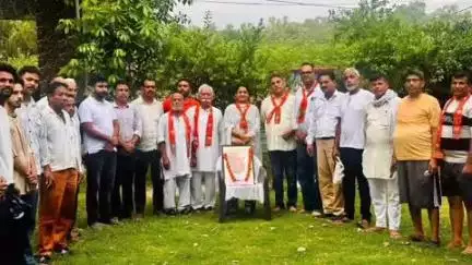श्रीगंगानगर में भाजपा नेताओं ने जन संघ के संस्थापक डॉ श्यामा प्रसाद मुखर्जी की जन्म जयंती पर दी श्रद्धांजलि