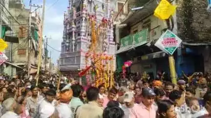 श्योपुर: मोहर्रम पर मुस्लिम समाज के ताजिए निकले, करबला में दफन, जगह-जगह लगी सबीलें, अखाड़ेबाजी का प्रदर्शन