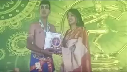 భరతనాట్యం లో వరల్డ్ రికార్డ్ సాధించిన కలికిరికి చెందిన యస్.రియాజుల్లా కు గోల్డ్ మెడల్