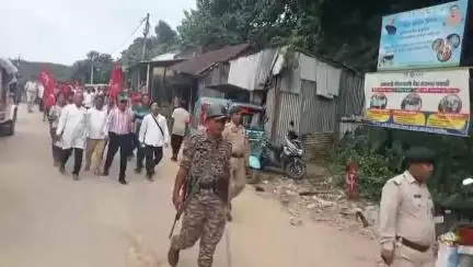 সোনামুড়া: ৯ই জুলাই ভারত বন্ধ সমর্থনে থলিবাড়ী বাজারে সিপিআই(ম)র সুবিশাল মিছিল