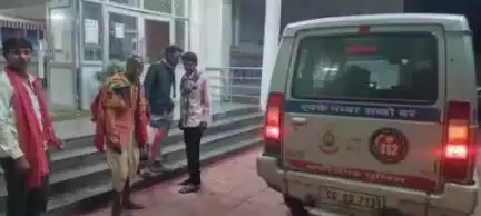 पंडरिया: ग्राम लिम्हईपुर में एक बुजुर्ग व्यक्ति को जहरीले सांप ने काटा, आनन-फानन में पंडरिया अस्पताल में कराया भर्ती