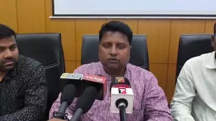 ବାରିପଦା ମ୍ୟୁନିସିପାଲଟି: ଜିଲ୍ଲାପାଳଙ୍କ ସମ୍ମିଳନୀ କକ୍ଷରେ ୧୦ଦଫା ଦାବୀନେଇ ବୈଠକ ଅନୁଷ୍ଠିତ; ଓଡିଶା ରାଜ୍ୟ ଅମଲା ସଂଘର ଜିଲ୍ଲା ସଭାପତି ଦେଲେ ପ୍ରତିକ୍ରିୟା