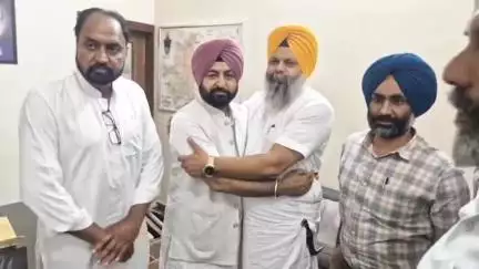 ਖੰਨਾ: ਲਾਲ ਲਕੀਰ ਦੇ ਅੰਦਰ ਆਉਂਦੇ ਪਰਿਵਾਰਾ ਦੇ ਮਕਾਨਾ ਤੇ  ਹੁਣ ਮਿਲੇਗਾ ਮਾਲਕਾਨਾ ਹੱਕ ਕੈਬਨਿਟ ਮੰਤਰੀ ਨੇ ਪਾਇਲ ਵਿਖੇ ਕੀਤਾ ਐਲਾਨ
