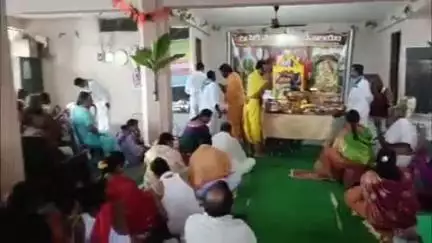 ములుగు: తొలి ఏకాదశి సందర్భంగా భక్తులతో కిటకిటలాడిన ఏజెన్సీలోని ఆలయాలు