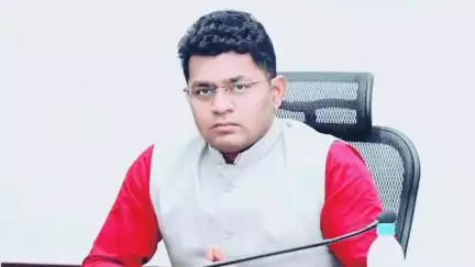 అర్జీలను meekosam.ap.gov.in వెబ్సైట్ నందు నమోదు చేసుకోవచ్చు:కలెక్టర్ శ్రీధర్ చామకూరి