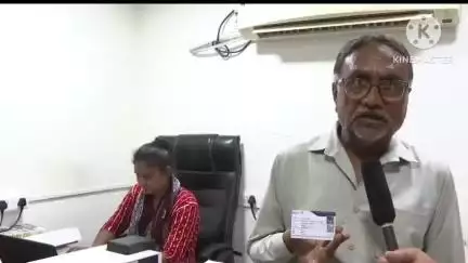 વટવા: ઘાટલોડિયાના કાર્યાલય ખાતેથી 65થી વધુ વયના સિનિયર સિટીઝનોએ AMTS અને BRTS નિઃશુલ્ક કાર્ડ કઢાયા