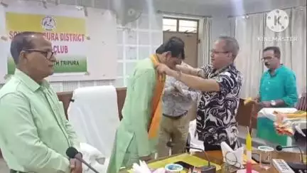 বিলোনিয়া: বিলোনিয়া সার্কিট হাউসে দক্ষিণ জেলা প্রেস ক্লাবের  আলোচনা সভা অনুষ্ঠিত হয়