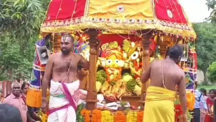 ద్వారకాతిరుమలలో ఘనంగా శ్రీ జగన్నాధుని రథయాత్ర, భారీగా తరలివచ్చిన భక్తులు