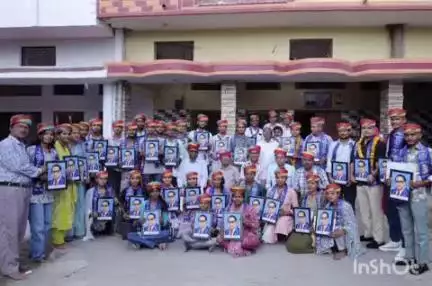 घाटोल: घाटोल में डॉ भीमराव अंबेडकर यादव समाज सेवा संस्थान द्वारा 16 गांवों का प्रतिभा सम्मान समारोह आयोजित