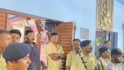 বোলপুর-শ্রীনিকেতন: বোলপুরের নিচুপট্টির বাড়িতে বসেই মহরমের মাতম-তাজিয়া দেখলেন অনুব্রত মণ্ডল।