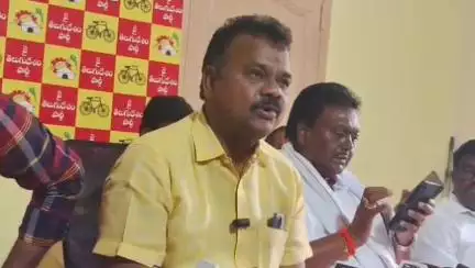 కొల్లేరులో కోట్లాది రూపాయల లీజు వసూళ్లపై మాజీ ఎమ్మెల్యే అబ్బయ్యచౌదరి చర్చకు సిద్ధమా నగరంలో కొల్లేరు సంఘ నాయకులు