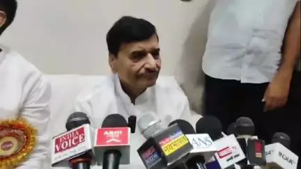 मैनपुरी: मैनपुरी के मोहर्रम जुलूस में पहुंचे शिवपाल सिंह यादव, मीडिया से बात करते हुए दिए कई बड़े बयान