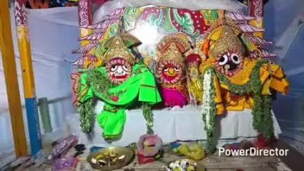 ଡାବୁଗାଁ: ଡାବୁଗାଁରେ ଶ୍ରୀଜୀଉ ମାନଙ୍କ ସୁନା ବେସ ଅନୁଷ୍ଠିତ