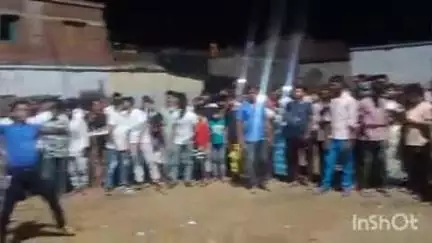 बांका: चुढ़ैली गांव में मोहर्रम पर्व पर निकला ताजिया जुलूस, अखाड़ा में नप सभापति बालमुकूंद सिंहा भी मौजूद रहे