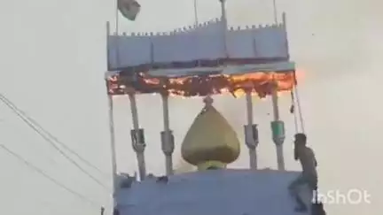 बरेली: फरीदपुर थाना क्षेत्र के ग्राम गौसगंज नहर पर मोहर्रम के जुलूस के दौरान ताजिए में लगी आग, मची अफरा-तफरी