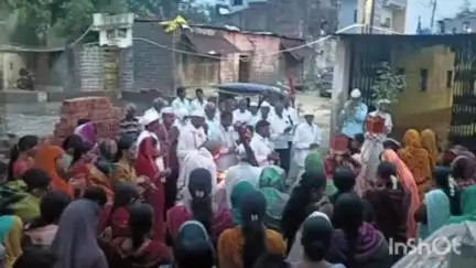 शिरुर अनंतपाळ: तालुक्यातील आनंदवाडी गावात आषाढी एकादशीच्या निमित्ताने भव्य विठ्ठल रखुमाई दिंडी सोहळा संपन्न