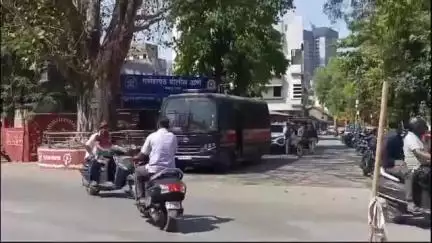 नागपूर शहर: मध्यवर्ती बस स्थानक येथून  अज्ञात आरोपीनी सुटकेस मधून सोन्याचे दागिने नेले चोरून, गणेश पेठ ठाण्यात गुन्हा दाखल