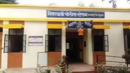 नवापूर: नवापूर तालुक्यातील खडकी येथून अल्पवयीन मुलीस पळविले