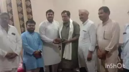 अनूपपुर: अनूपपुर में कांग्रेस के वरिष्ठ नेता महेंद्र सिंह चौहान का हुआ स्वागत