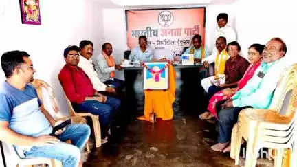 गुरूर: भाजपा मंडल मिर्रीटोला में मनाई गई डॉक्टर श्यामा प्रसाद मुखर्जी की जयंती