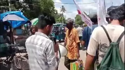 জলপাইগুড়ি: শ্রমকোড লাগু হলে মে দিবসে পাওয়া ৮ ঘন্টা কাজের অধিকার থাকবে না, জলপাইগুড়িতে শঙ্কা শ্রমিকদের