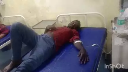 अशोक नगर: हरिपुर गांव खेत में काम कर रहे एक युवक को सांप ने काटा, अस्पताल में कराया गया भर्ती
