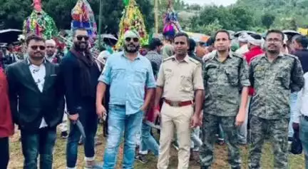 चैनपुर: चैनपुर में हजरत इमाम हुसैन की शहादत पर मोहर्रम मेले का आयोजन