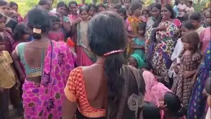 दनियावां: सलारपुर गांव में आहार में डूबने से किशोरी की मौत, पुलिस ने शव को पोस्टमार्टम के लिए भेजा