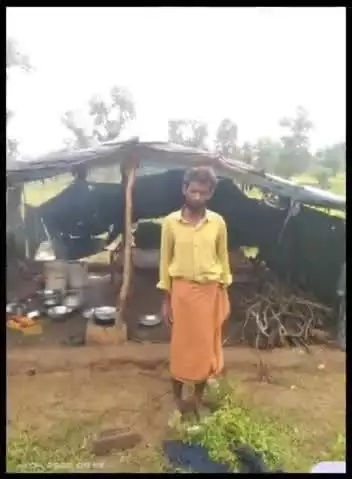सतबरवा: पलामू जिला प्रशासन की तत्परता से घुटूआ पंचायत के रामनाथ मांझी को मिला आश्रय