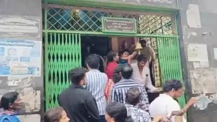 పాడేరు ఘాట్‌లో అమ్మవారి పాదాలను దర్శించుకునేందుకు పోటెత్తిన భక్తులు