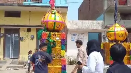 शाहाबाद: शाहबाद में मोहर्रम के जुलूस में पहली बार शामिल हुए आपदा प्रबंधन मित्र, जुलूस के दौरान रहे उपस्थित