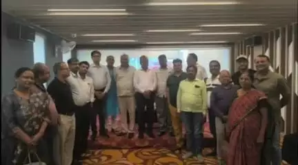 दुमका: लघु उद्योग भारती, रक्षा राज्य मंत्री संजय सेठ से दुमका में सैनिक स्कूल खोलने की करेगी मांग