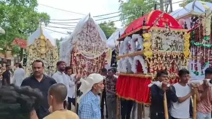 ज़मानिया: मोहर्रम पर गाजीपुर में निकला ताजिया जुलूस, नौहा-मातम और भाईचारे का नज़ारा दिखा