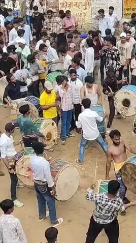 रूपवास: गांव खानुआ में मनाया गया मोहर्रम का पर्व, मातमी धुनों के बीच निकाले गए ताजिए