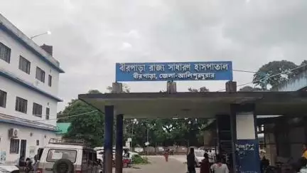 মাদারিহাট: ধারালো অস্ত্রের আঘাতে মাদ্রাসা পড়ুয়া আহত হওয়ার ঘটনায় রবিবার চাঞ্চল্য ছড়াল বীরপাড়ায়