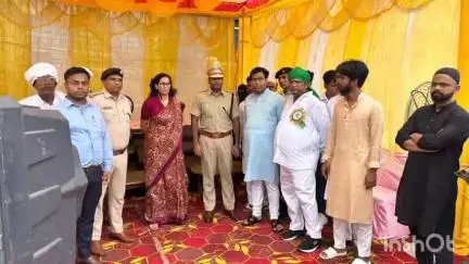 जहानाबाद: अरवल मोड, जहानाबाद में जिलाधिकारी और पुलिस अधीक्षक ने मुहर्रम के जुलूस की निगरानी की
