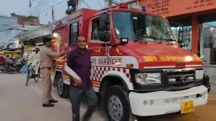 खलीलाबाद: खलीलाबाद में दसवीं मोहर्रम कर्बला हुसैन की याद में बड़ी धूमधाम से मनाई गई
