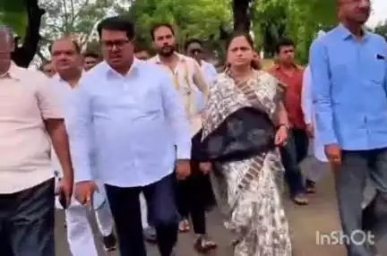 चंद्रपूर: चंद्रपूर जिल्हा कारागृहात हजरत मगदूम शहा बुद्धी शहा यांच्या समाधी स्थळाला भेट