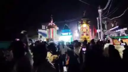 चुनार: अहरौरा में गमगीन माहौल में ताजिए का जुलूस निकला, हजारों लोगों ने लिया हिस्सा