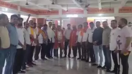 रुद्रपुर: रुद्रपुर के पांच मंदिरों से श्री अमरनाथ यात्रा के लिए जत्था हुआ रवाना, सांसद अजय भट्ट ने जत्थे को किया रवाना