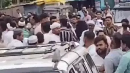खंडवा: पंधाना रोड पर ताजिए के जुलूस में युवाओं का विवाद, मौके पर पहुंची कोतवाली पुलिस
