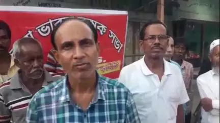 শিলচর: ৯ জুলাই দেশব্যাপী সাধারণ ধর্মঘটের সমর্থনে শিয়ালটেক বাজারে পথসভায় উপস্থিত সারা ভারত কৃষকসভার কাছাড় জেলাসম্পাদক