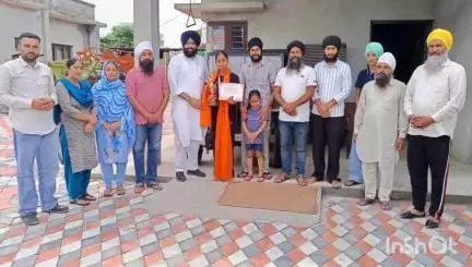 ਤਰਨਤਾਰਨ: ਗੋਲਡ ਮੈਡਲ ਜਿੱਤਣ ਵਾਲੀ  ਥੇਹ ਸਰਹਾਲੀ ਦੀ ਅਰਸ਼ਪ੍ਰੀਤ ਕੌਰ ਨੂੰ ਕੀਤਾ ਸਨਮਾਨਿਤ